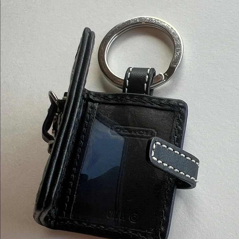 Vintage Coach Picture Frame Bag Charm-Black Key Holder with Pink Heart Accent - Picture 5 of 16